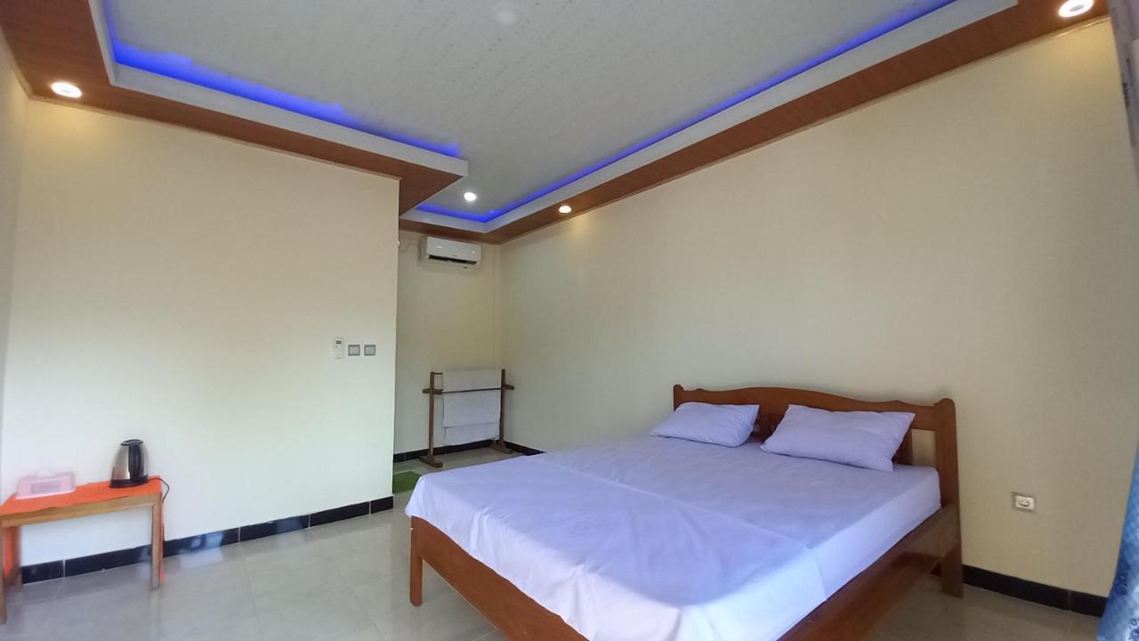 Benedict Guesthouse By Mori Hospitality Labuan Bajo Extérieur photo